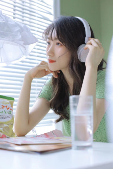 女老板商务出差轨hd